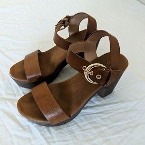 Carly Jean Los Angeles Platform Heels